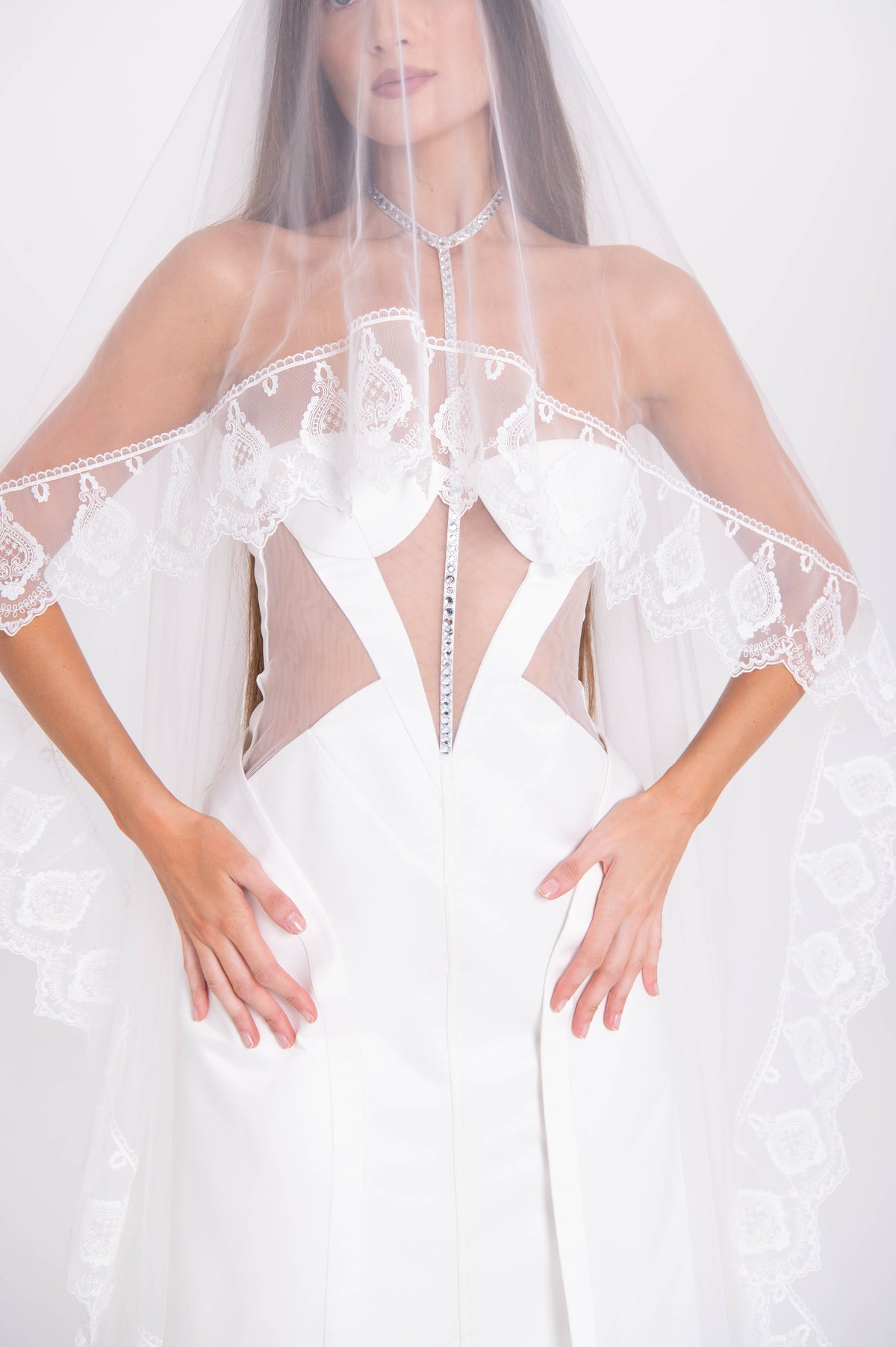 THE ÉLAN BRIDAL LOOK